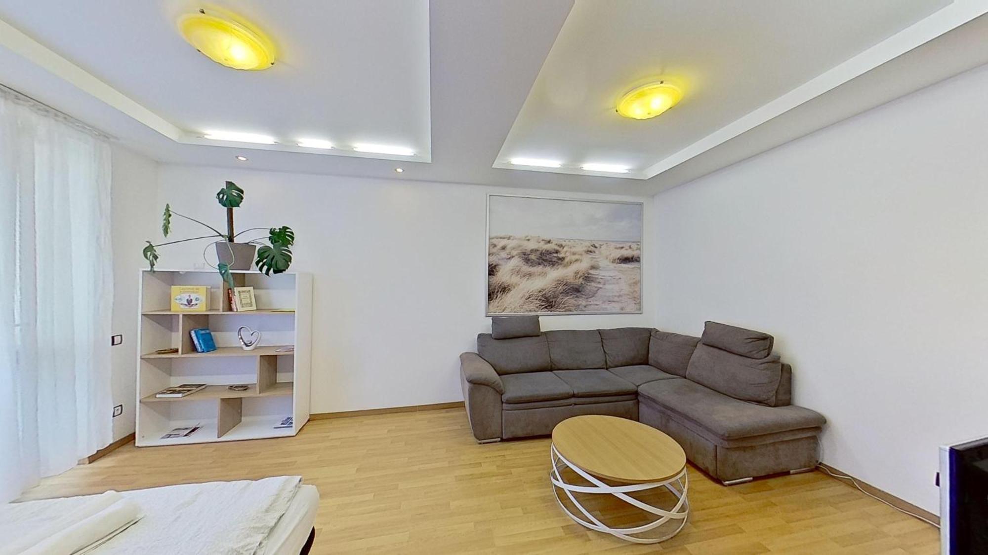 2Br Apt With Free Garage Parking, Close To The Historic Centre Μπρατισλάβα Εξωτερικό φωτογραφία