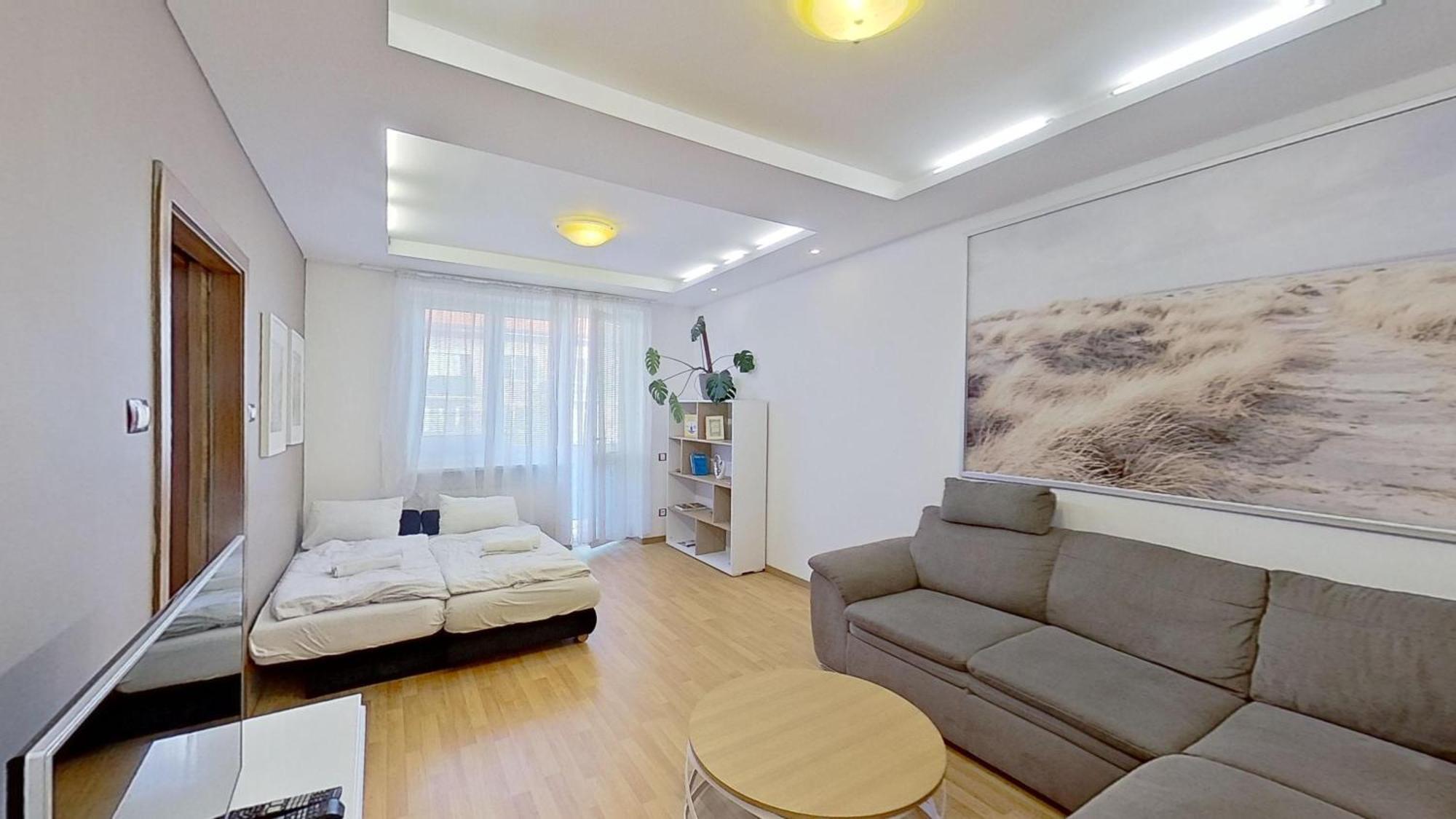 2Br Apt With Free Garage Parking, Close To The Historic Centre Μπρατισλάβα Εξωτερικό φωτογραφία