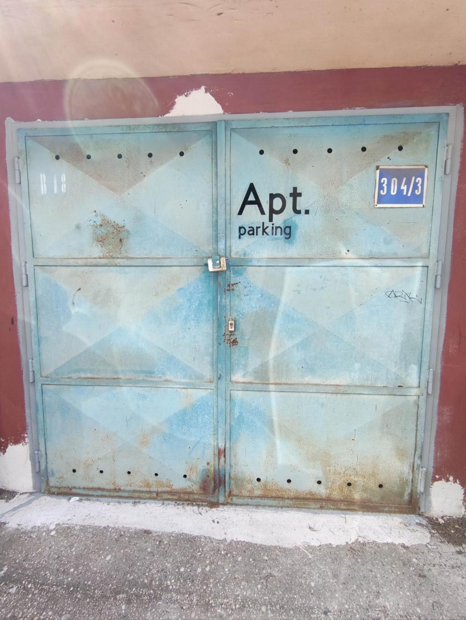 2Br Apt With Free Garage Parking, Close To The Historic Centre Μπρατισλάβα Εξωτερικό φωτογραφία